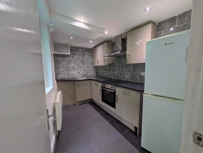 1 Bedroom Flat To Rent In Leabridge Road, Leyton, E10