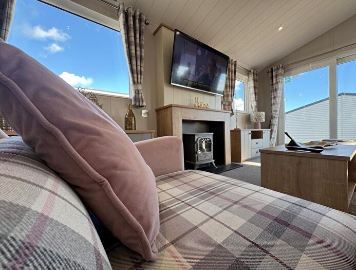 2 Bedroom Lodge For Sale In Two Bed Willerby Heathfield Lodge, Pevensey Bay Holiday Park, Pevensey Bay, Eastbourne, East Sussex, BN24
