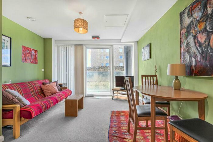 1 Bedroom Apartment To Rent In John Nash Mews, London, E14