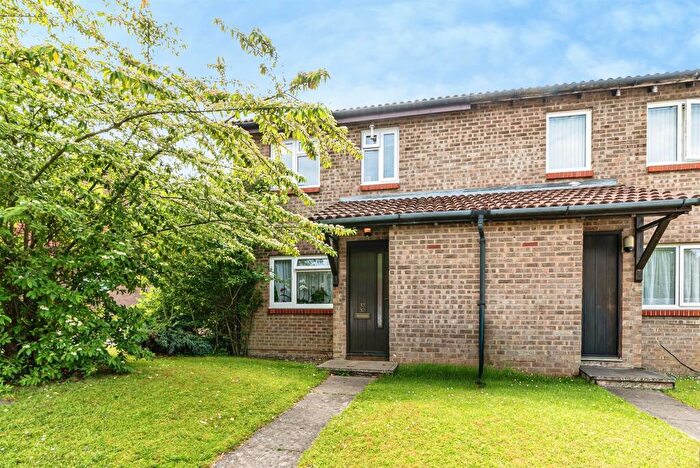1 Bedroom Maisonette For Sale In Hogarth Close, Basingstoke, RG21