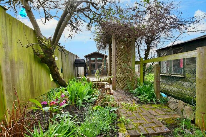 1 Bedroom Terraced House For Sale In The Street, Bethersden Ashford, Kent, TN26