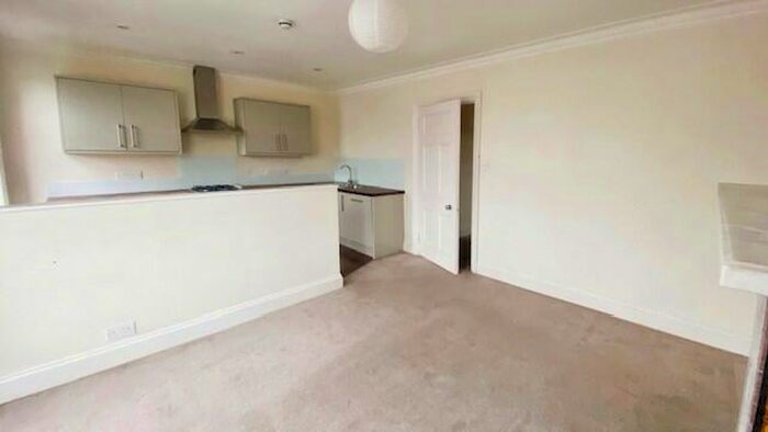 2 Bedroom Maisonette To Rent In Cranleigh, GU8