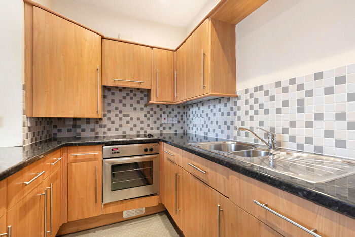 1 Bedroom Apartment To Rent In Church Street, Tewkesbury, GL20