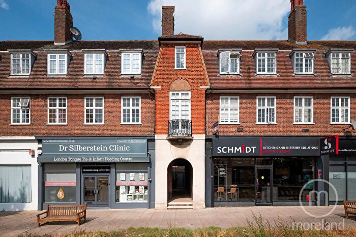 2 Bedroom Flat For Sale In The Market Place, Falloden Way, NW11