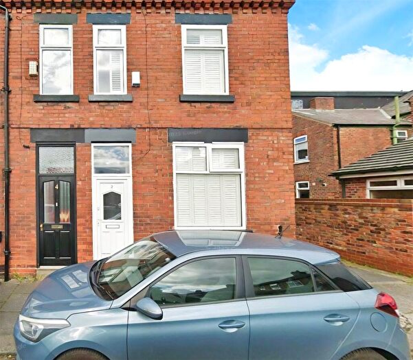 3 Bedroom House To Rent In Olivia Grove, Manchester, M14