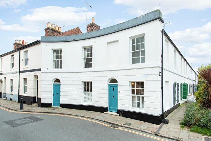 3 Bedroom Terraced House For Sale In Stour Street, Canterbury, CT1