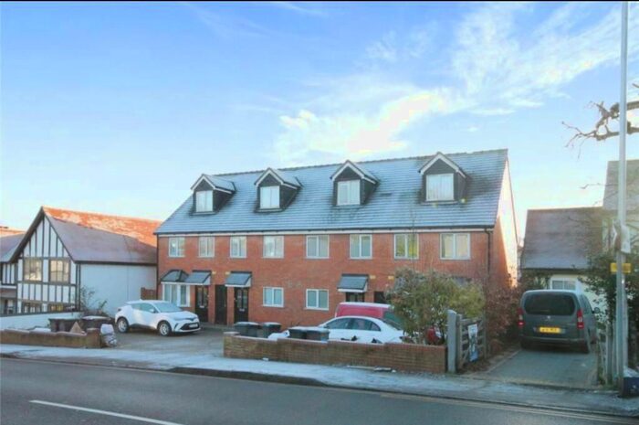 4 Bedroom Terraced House To Rent In Church Hill, Loughton, IG10