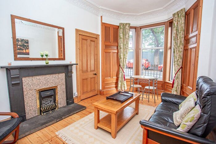 1 Bedroom Flat For Sale In / Dalziel Place, Edinburgh, EH7