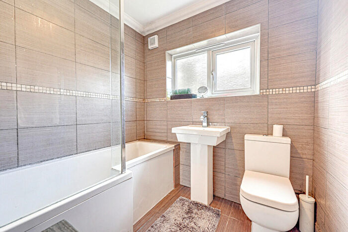 1 Bedroom Flat For Sale In Brunswick Road, Southend-on-Sea, SS1