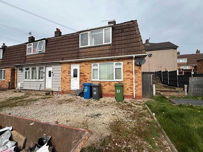 End Terrace House For Sale In Houldsworth Drive, Chesterfield, Derbyshire, S41