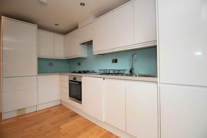 2 Bedroom Flat To Rent In Shirley Street, Canning Town, E16