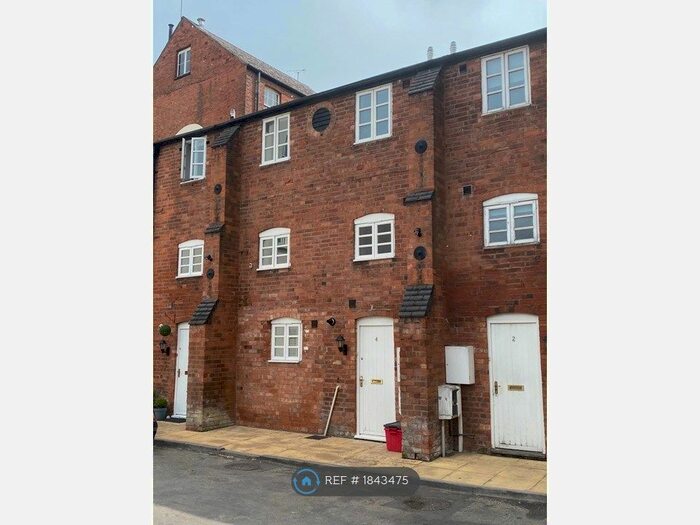 2 Bedroom Terraced House To Rent In New Brook Street, Leamington Spa, CV32