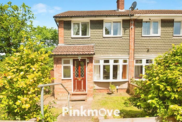 3 Bedroom End Of Terrace House For Sale In Aspen Way, Newport, NP20