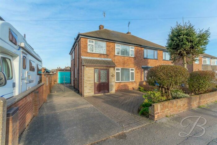 3 Bedroom Semi-Detached House To Rent In Park Hall Road, Mansfield Woodhouse, Mansfield, NG19