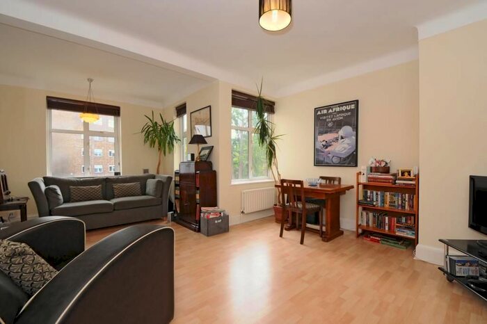 1 Bedroom Flat To Rent In Richmond, Surrey, TW9