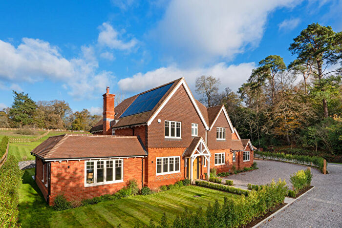 6 Bedroom Detached House For Sale In Arkell Lane, Frensham, Farnham, GU10