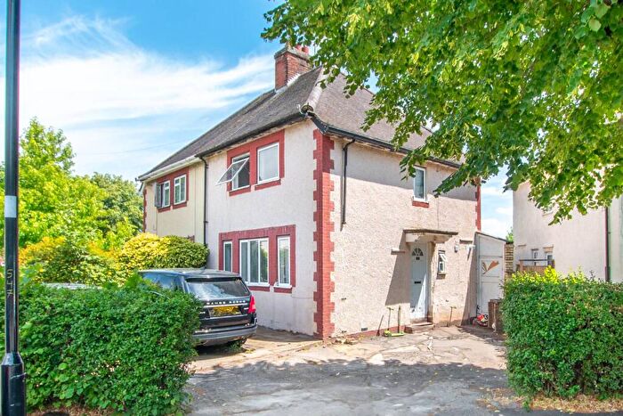 3 Bedroom Semi-Detached House For Sale In Lily Gardens, Alperton, Wembley, HA0