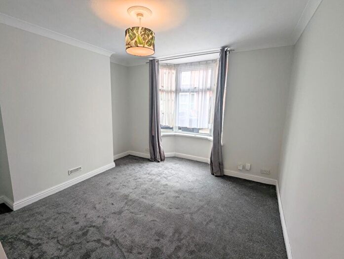 3 Bedroom Semi-Detached House To Rent In Charles Street West, Lincoln, LN1