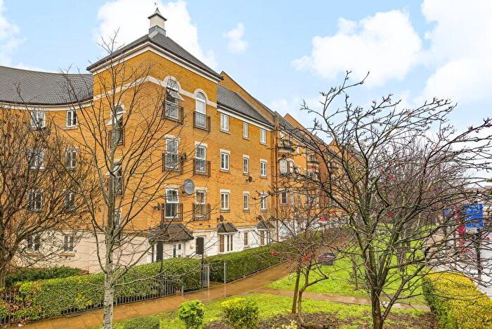 1 Bedroom Flat To Rent In Kelly Avenue, Peckham, London, SE15