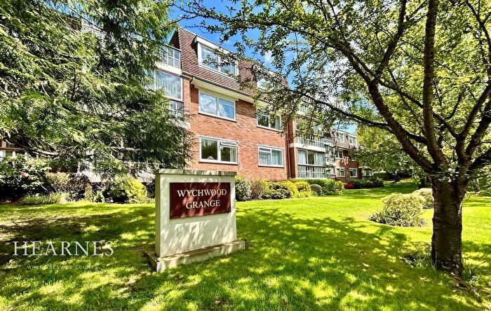 2 Bedroom Flat For Sale In Wychwood Grange, Braidley Road, Meyrick Park, Bournemouth, BH2