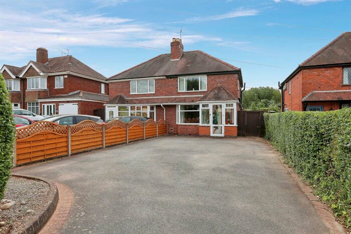 3 Bedroom Semi-Detached House For Sale In Fillongley Road, Meriden, Coventry, CV7