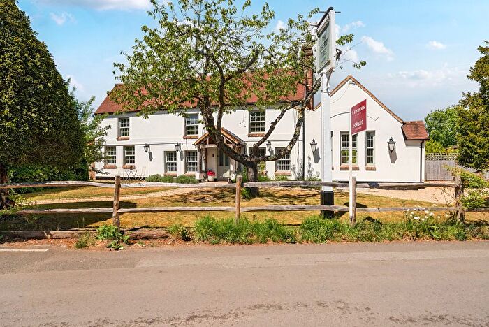5 Bedroom Detached House For Sale In Cherry Tree Road, Rowledge, Farnham, GU10