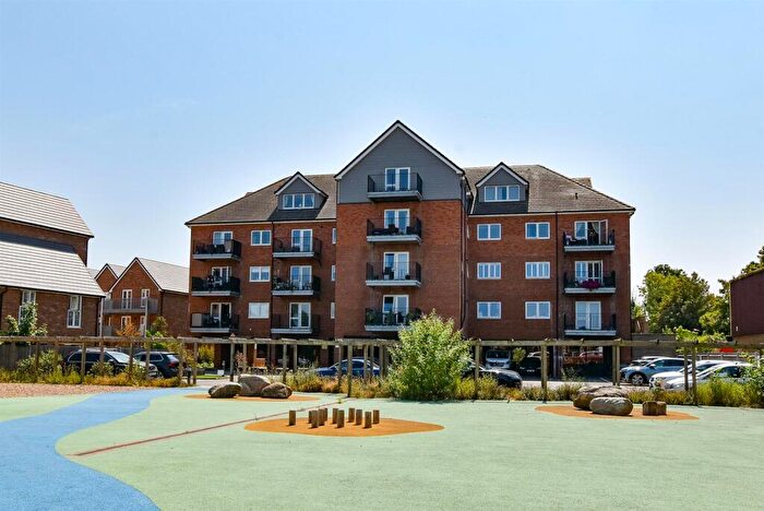 1 Bedroom Flat For Sale In The Retreat, Mill Hall, Aylesford, ME20