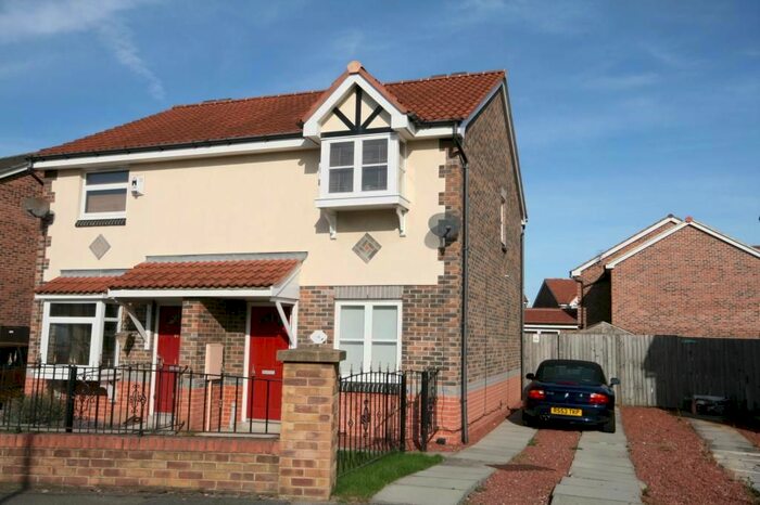 2 Bedroom Semi-Detached House To Rent In Tomlinson Way, Middlesbrough TS3