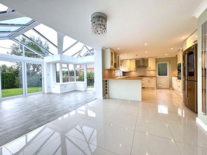 4 Bedroom Detached House To Rent In Foxholes, Rudgwick, RH12