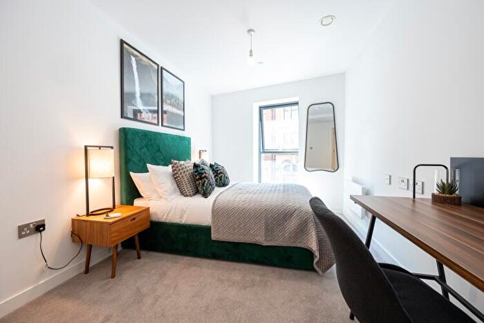 2 Bedroom Apartment To Rent In Manchester New Square Whitworth Street Manchest, M1
