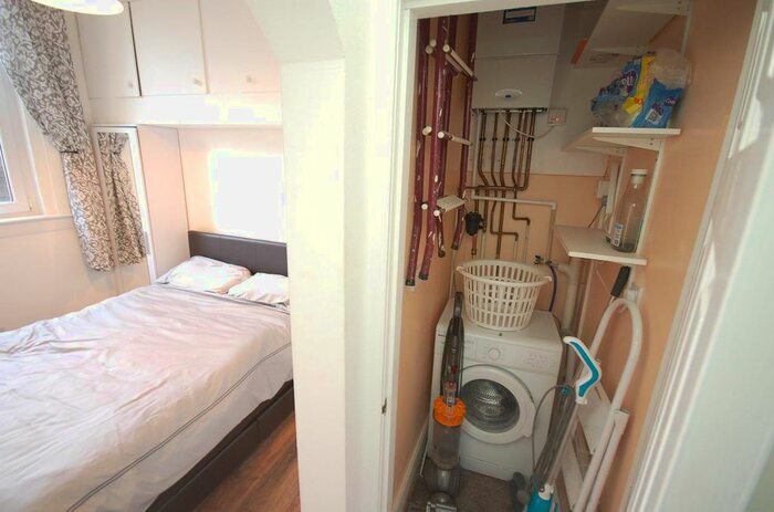 1 Bedroom Flat To Rent In Prospect Bank Road, Edinburgh, EH6