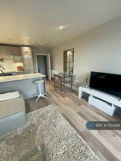 1 Bedroom Flat To Rent In Station Road, London, N11