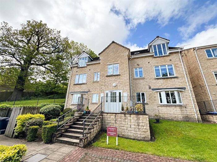 3 Bedroom Apartment For Sale In Queenswood Road, Wadsley Park Village, S6