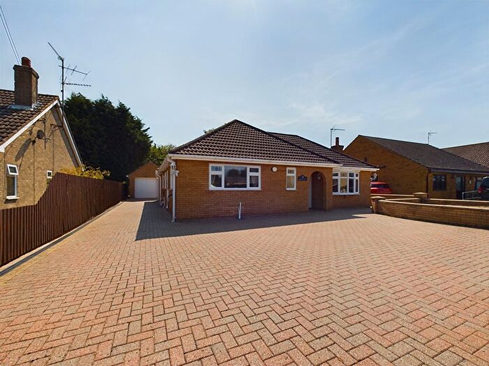 3 Bedroom Detached Bungalow For Sale In Langhorns Lane, Outwell, Wisbech, PE14