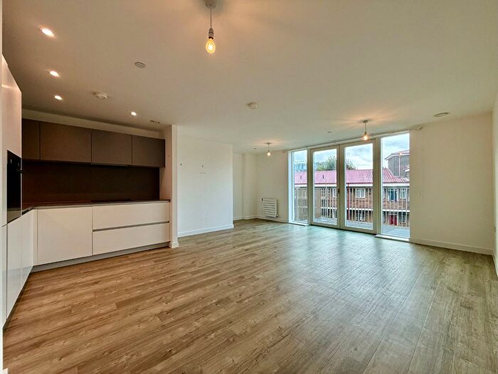1 Bedroom Flat To Rent In Goodwood Road, London, Greater London, SE14