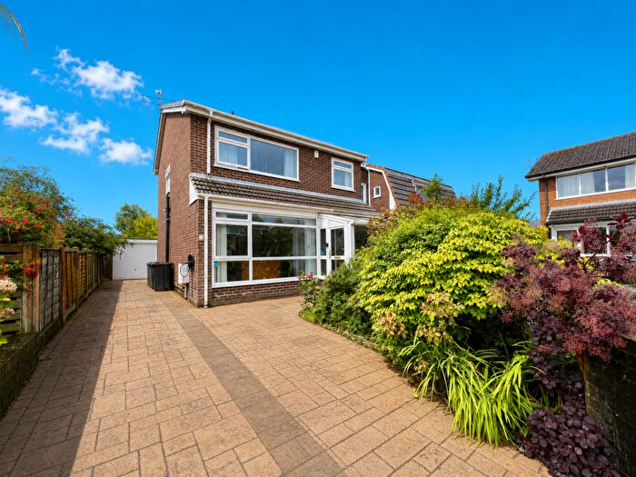 4 Bedroom Semi-Detached House For Sale In Radway Close, Cleveleys, FY5