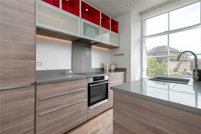 2 Bedroom Apartment To Rent In Lansdowne Crescent, Edinburgh, Midlothian, EH12