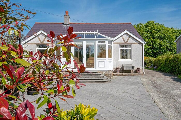 4 Bedroom Detached Bungalow For Sale In Tyn-Y-Gongl, LL74
