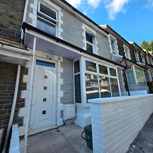 1 Bedroom Flat To Rent In Hilda Street, Pontypridd, CF37