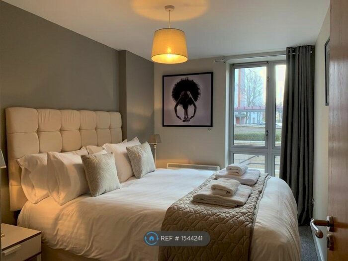 2 Bedroom Flat To Rent In Derby Road, Nottingham, NG1