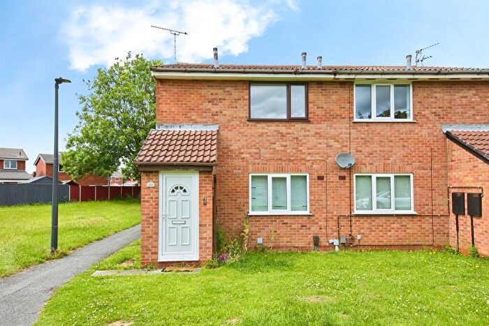 1 Bedroom Maisonette For Sale In Kestrels Croft, Sinfin, Derby, DE24