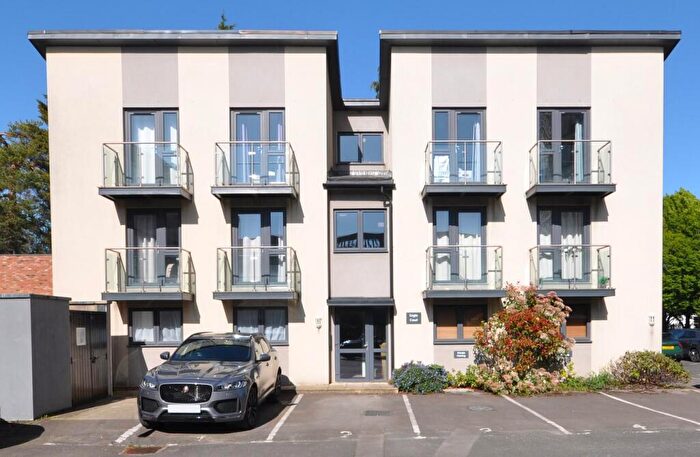 2 Bedroom Apartment For Sale In Montpellier Drive, Cheltenham, GL50