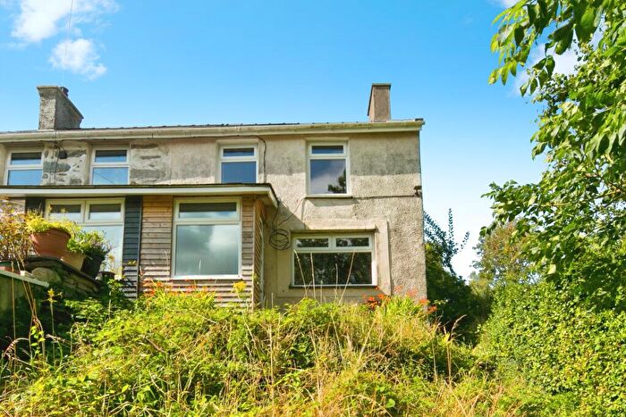 2 Bedroom Semi-Detached House For Sale In Talysarn, Caernarfon, Gwynedd, LL54