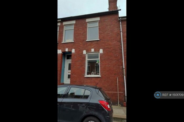 2 Bedroom Terraced House To Rent In Phyllis Street, Barry, CF62