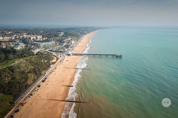 3 Bedroom Apartment For Sale In Green Park, Manor Road, East Cliff, Bournemouth, BH1