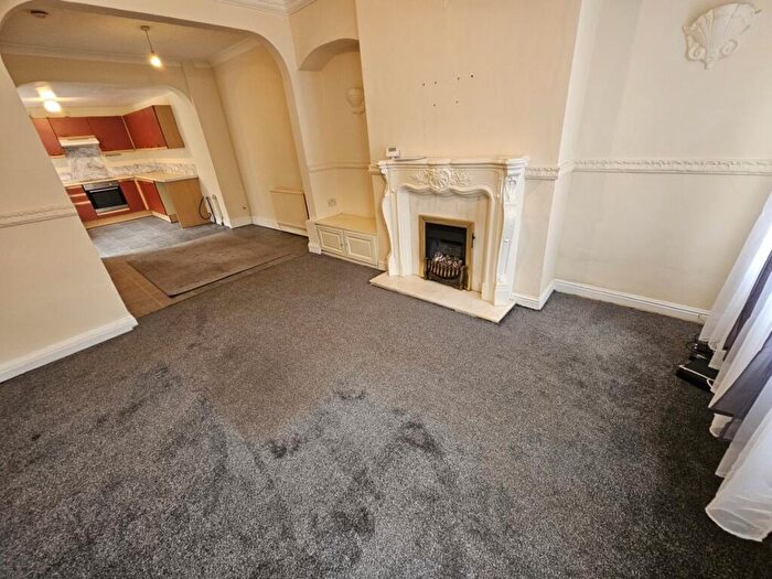 2 Bedroom House To Rent In Mount Terrace, Wombwell, S73