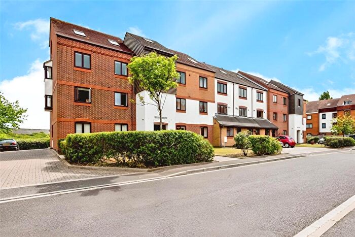 2 Bedroom Flat For Sale In Horse Sands Close, Southsea, Hampshire, PO4