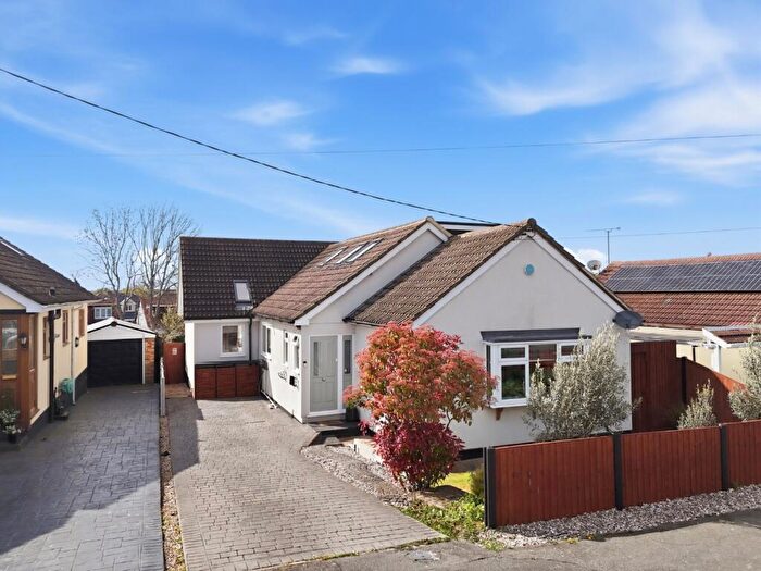 4 Bedroom Detached House For Sale In Highlands Road, Bowers Gifford, Basildon, Essex, SS13