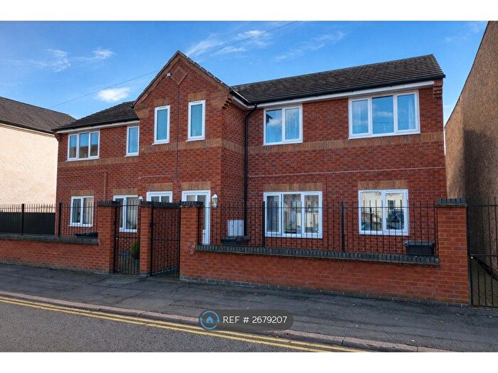 2 Bedroom Flat To Rent In Beaconsfield Street, Long Eaton, Nottingham, NG10