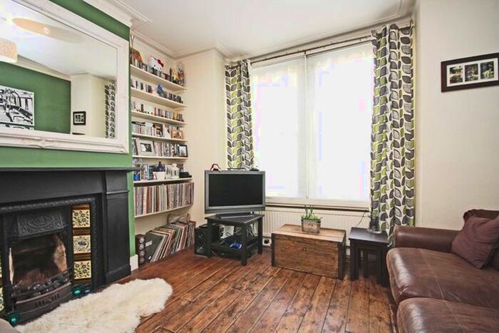 1 Bedroom Flat To Rent In Winchester Street, London, W3